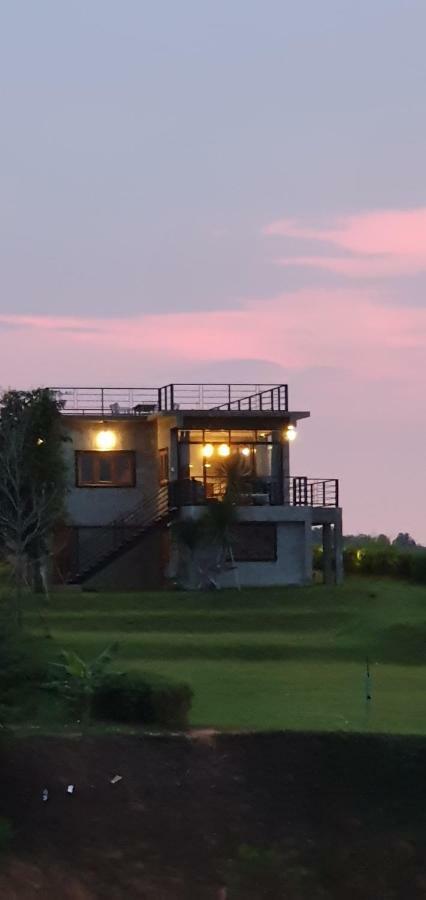 My Moon Loft Home Khaoyai โป่งตาลอง ภายนอก รูปภาพ